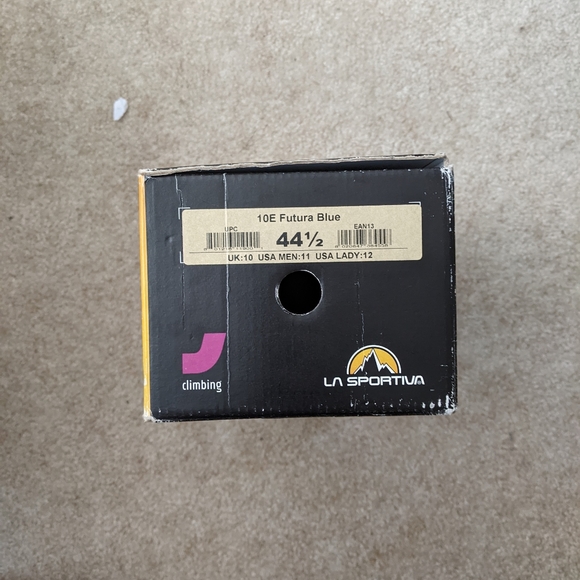 La Sportiva Futura Sz 44.5 climbing shoe - Picture 9 of 10